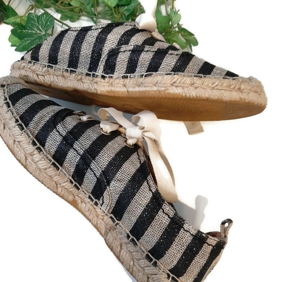KATE SPADE EUC canvas black/cream striped chic espadrilles. Size 7 - Picture 5 of 6